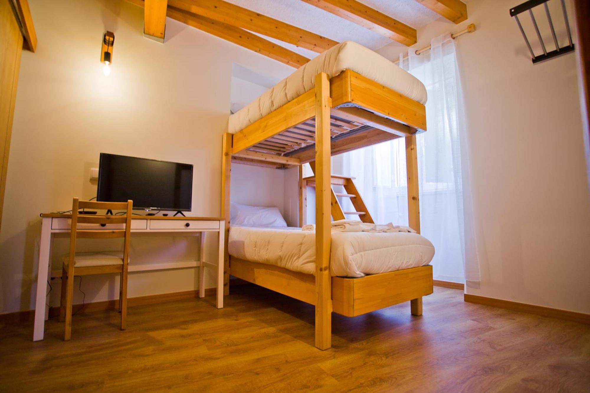 Guest House 10 De Agosto فيغيورا دا فوز المظهر الخارجي الصورة