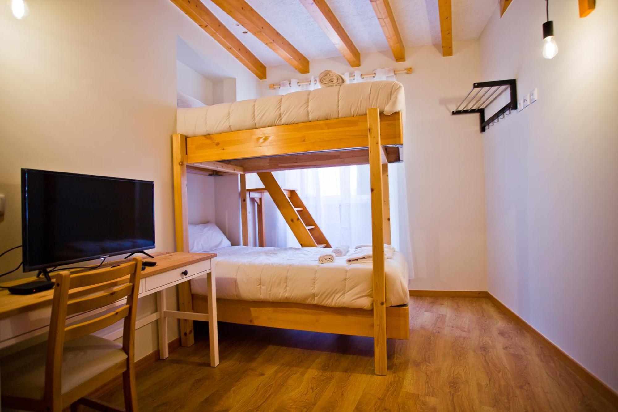 Guest House 10 De Agosto فيغيورا دا فوز المظهر الخارجي الصورة