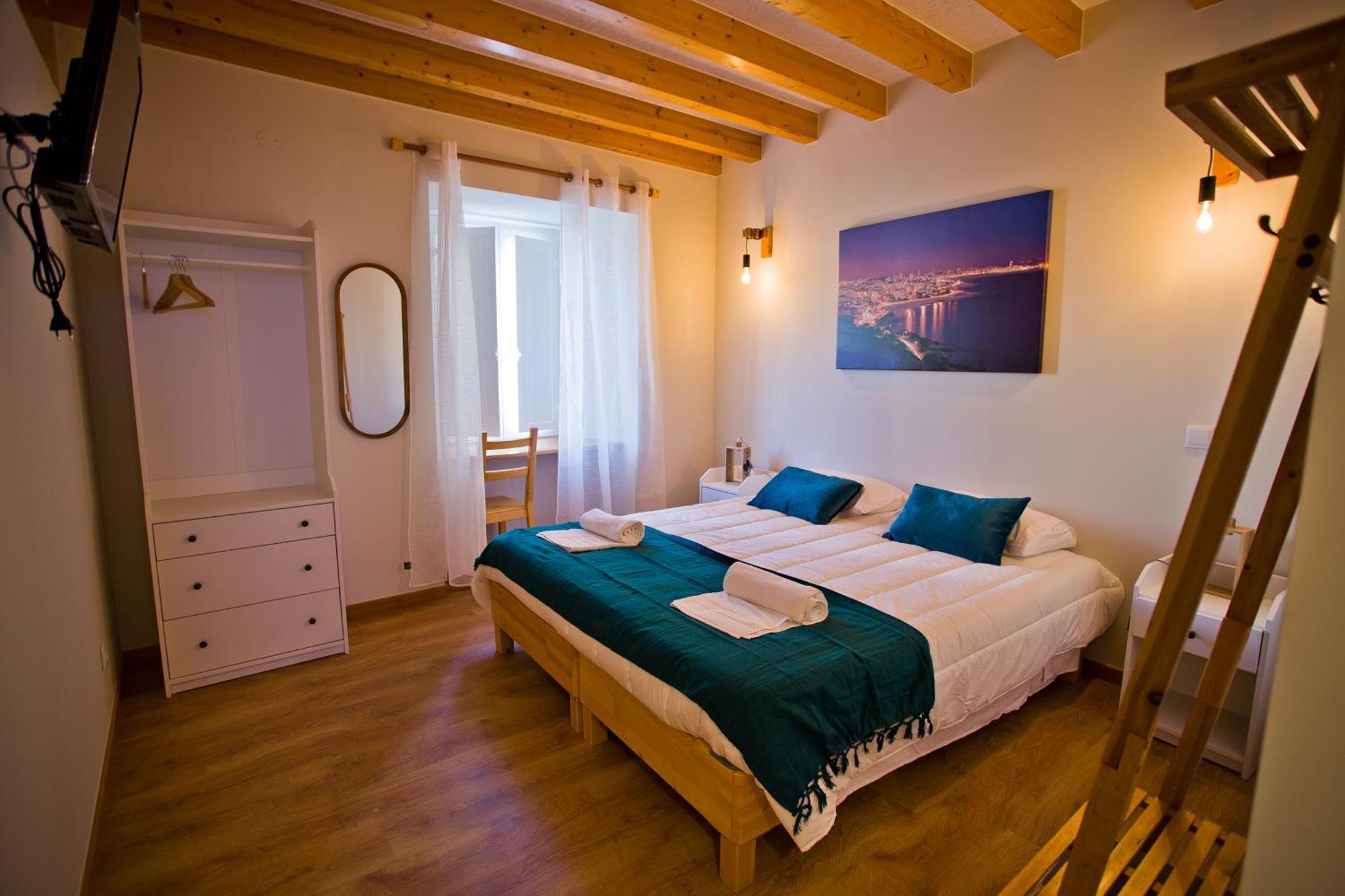 Guest House 10 De Agosto فيغيورا دا فوز المظهر الخارجي الصورة