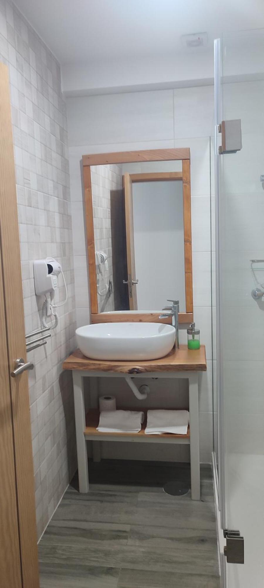 Guest House 10 De Agosto فيغيورا دا فوز المظهر الخارجي الصورة